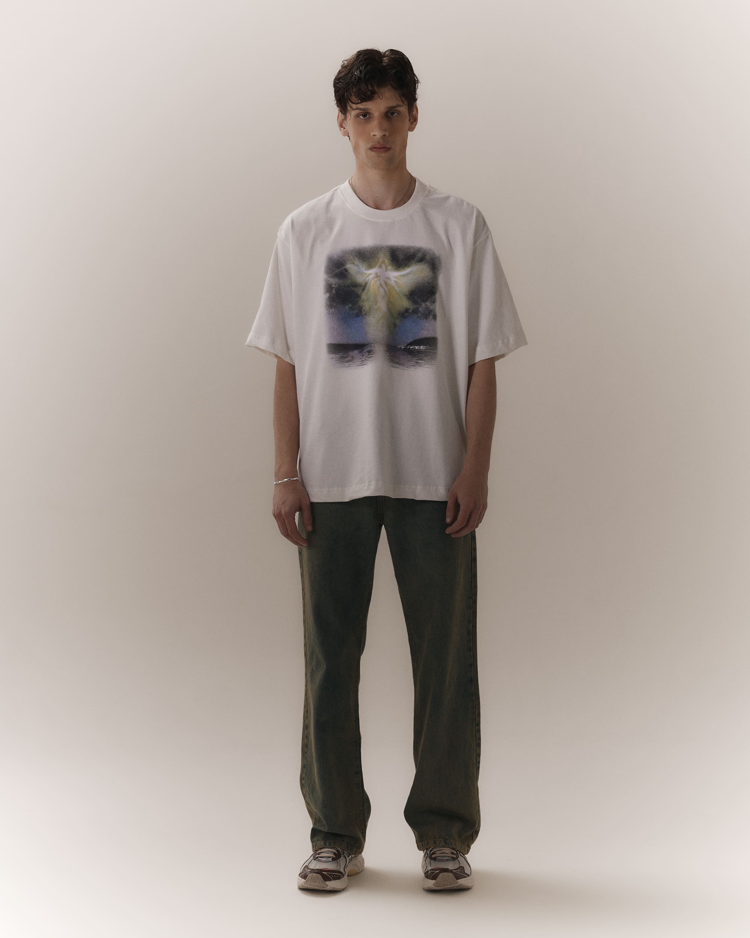 T-Shirt Reflection of a Goddess Off White