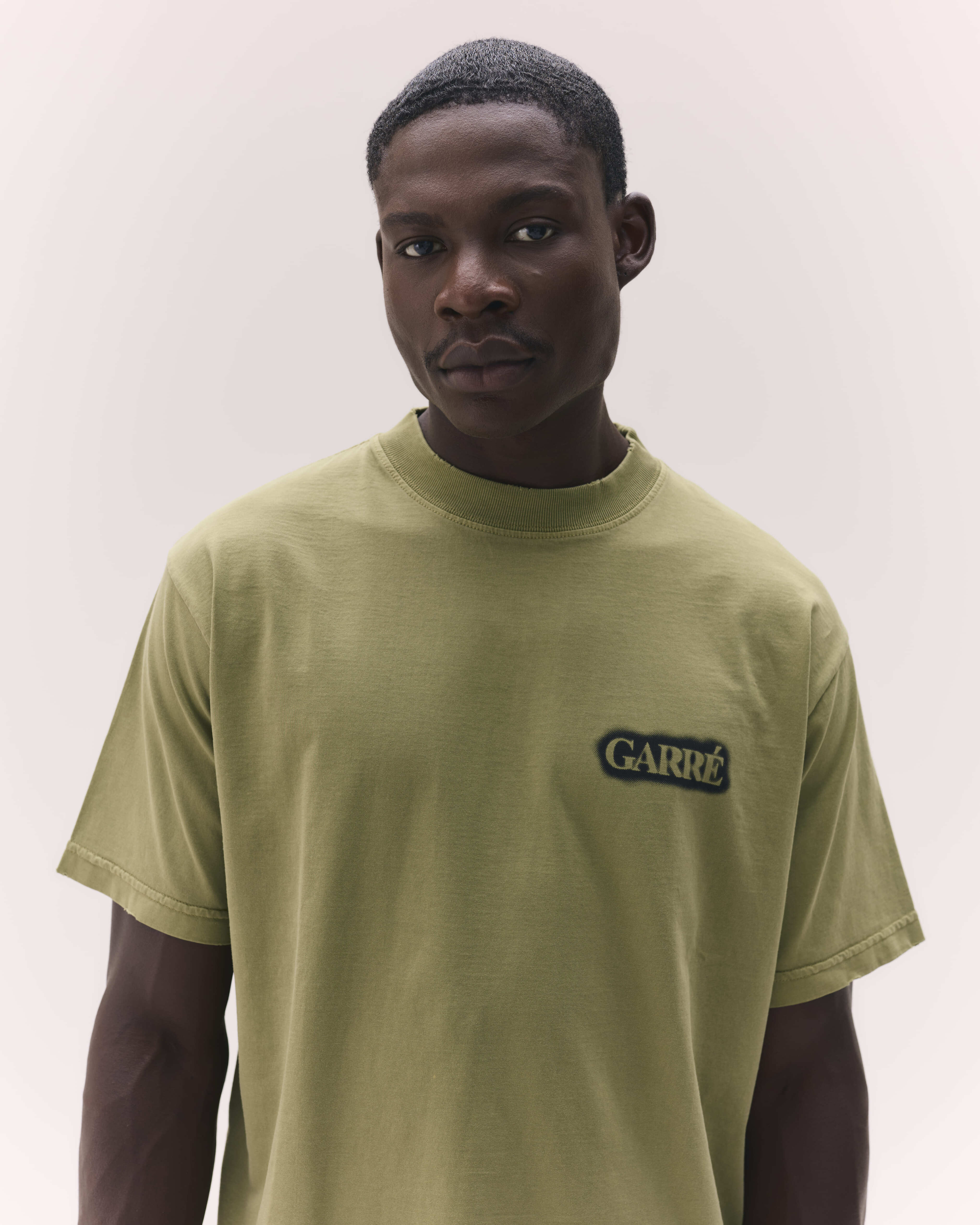 T-Shirt Disruptive Logo Militar Green
